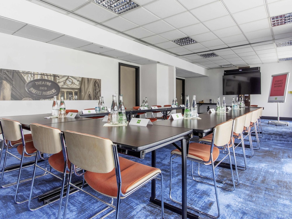 Ibis Styles Evry Cathedrale 39/48