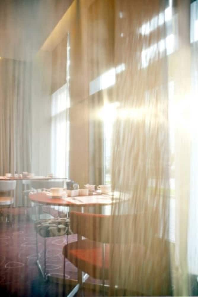 NOVOTEL LODZ CENTRUM 41/77