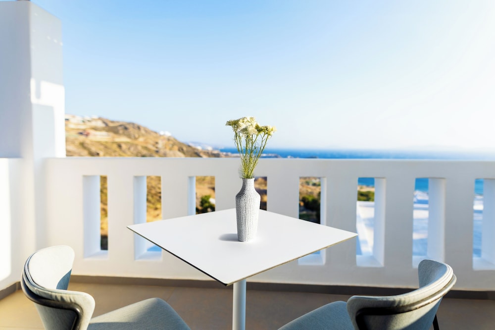 Epic Blue Suites & Villas 29/45