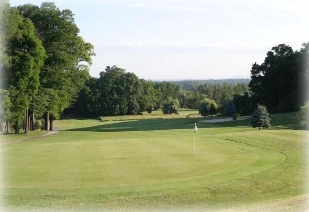Guest Quarters at The Bridges Golf Club 21/58
