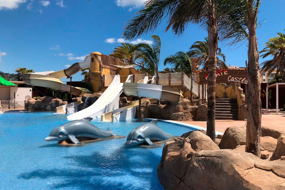 Costa Encantada Suites and Resort 68/75
