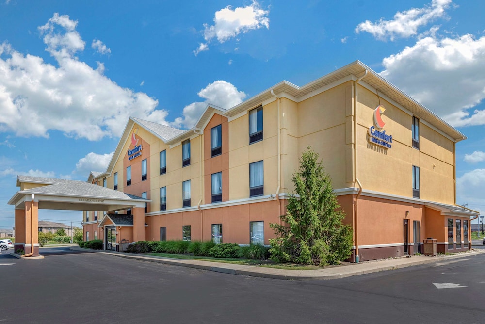 Comfort Inn & Suites Muncie Near University 1/24