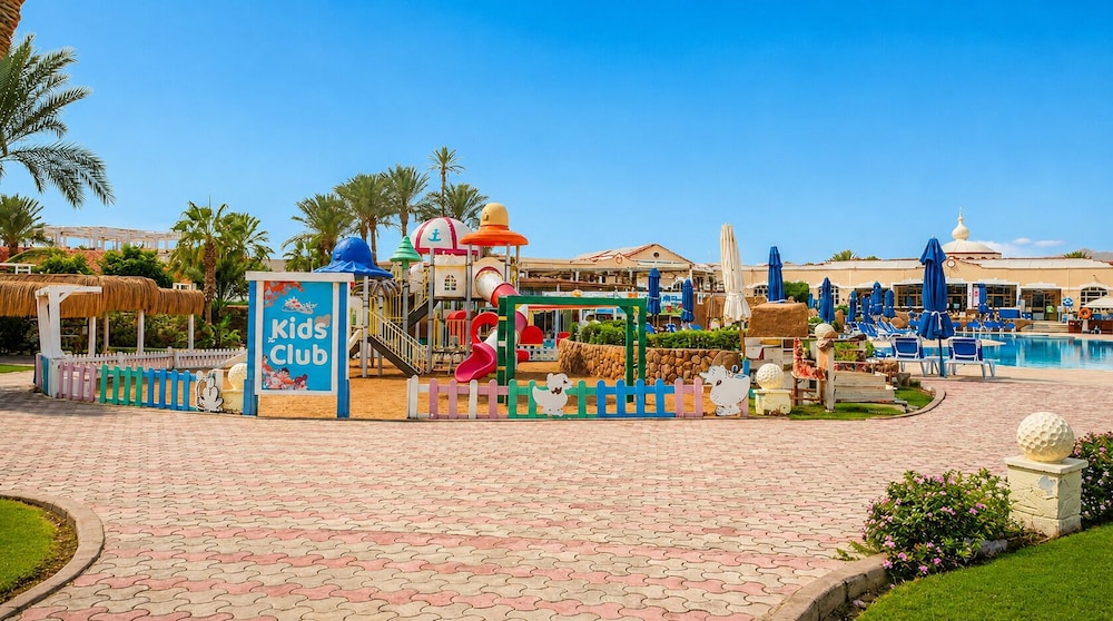 Regency Plaza Aqua Park Spa Resort 78/87