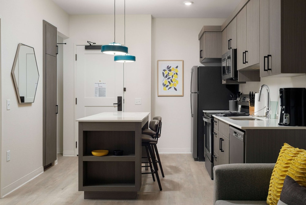 WaterWalk Extended Stay by Wyndham Tucson 26/39