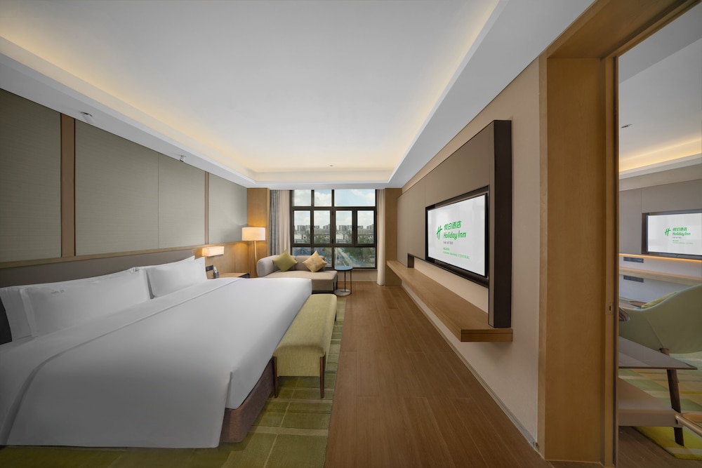 Holiday Inn FOSHAN NANHAI CENTRAL 24/81
