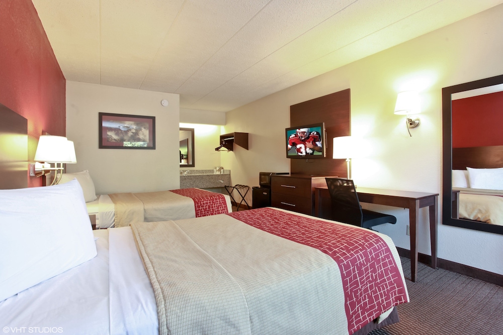 Red Roof Inn Michigan City 15/24