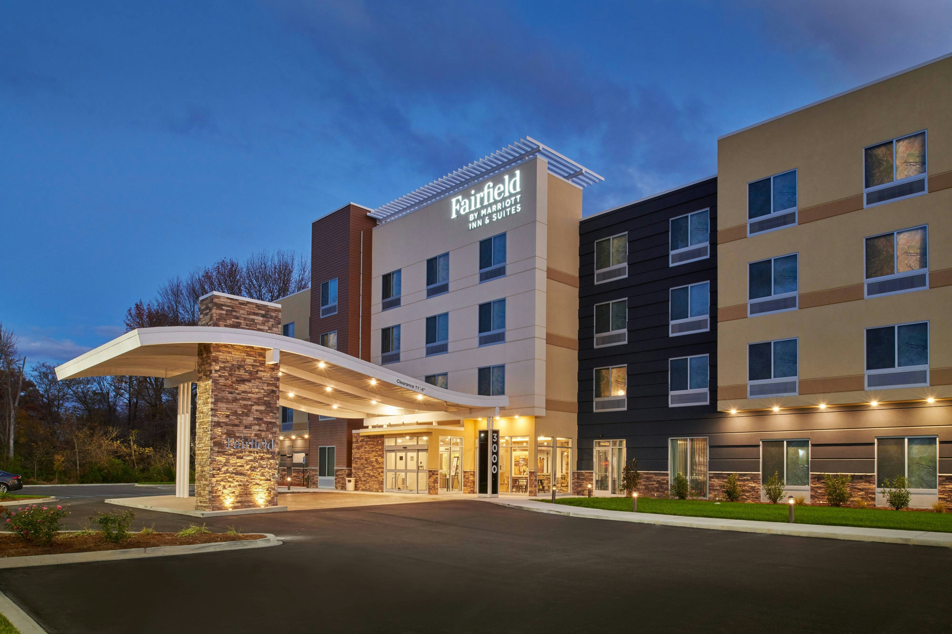 Fairfield Inn & Suites by Marriott Louisville Jeffersonville 1/16