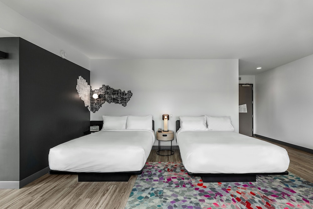 ROOM, 2 QUEEN BEDS, ACCESSIBLE
