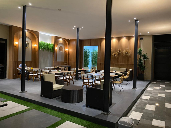 Cempaka Mas Hotel 3/11