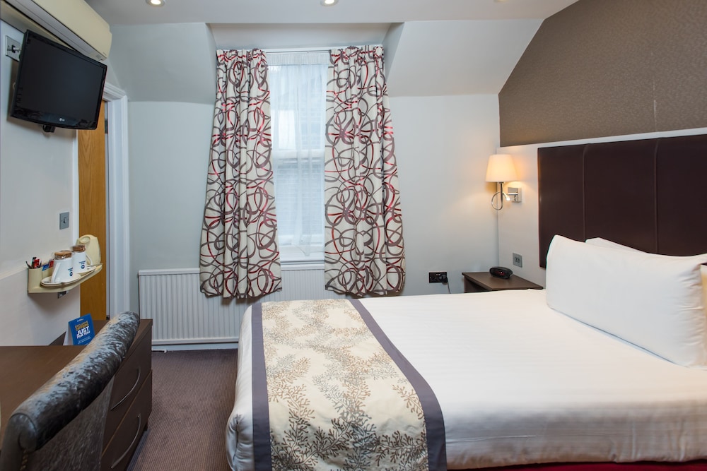 Spark by Hilton London Chiswick 22/45