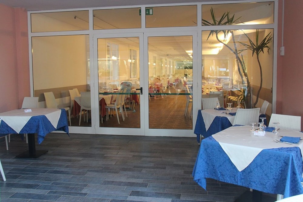 Uappala Hotel Lacona 21/59