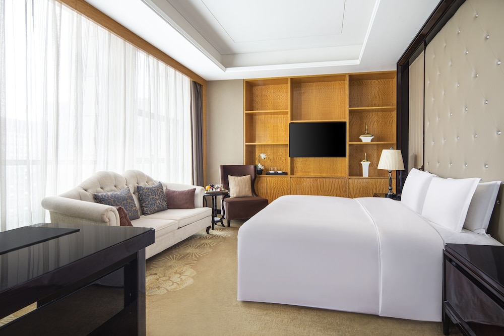 Hilton Nanjing 42/98