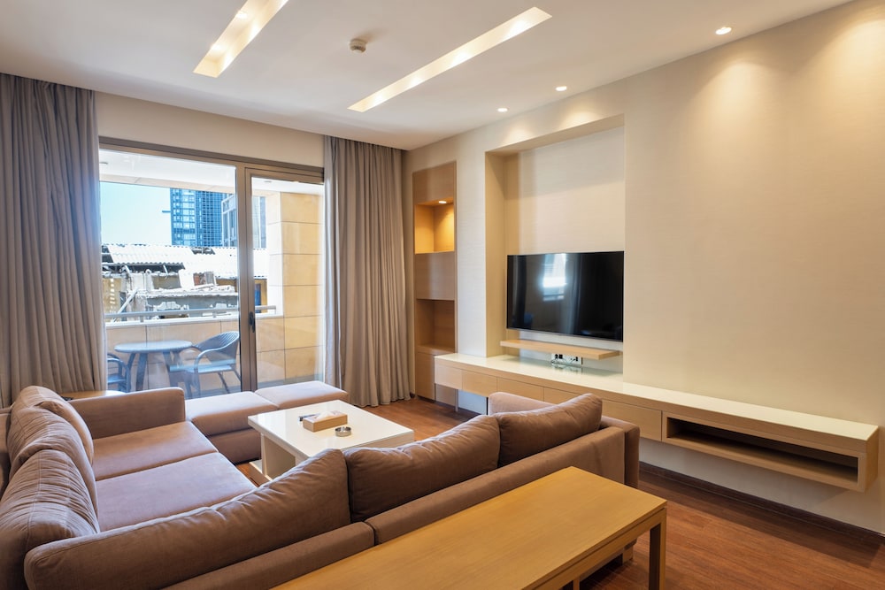 Saifi Suites 52/71
