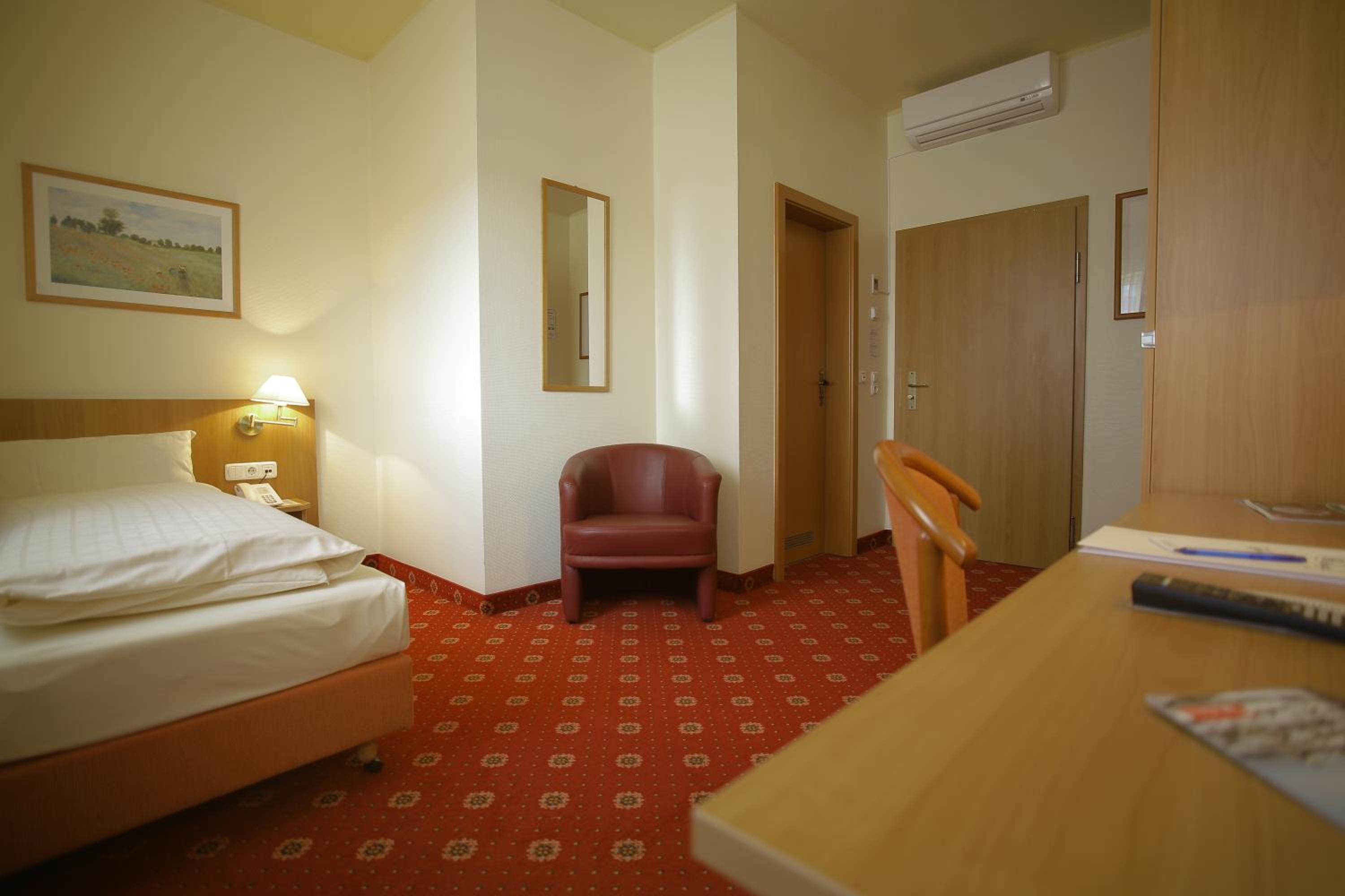 Hotel Konigshof 29/58
