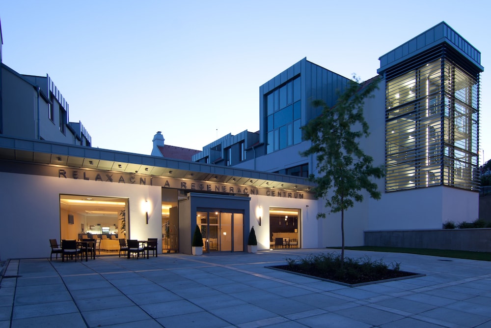 Wellness Hotel Diamant (ex Relaxacni A Regeneracni Centrum) 4/50