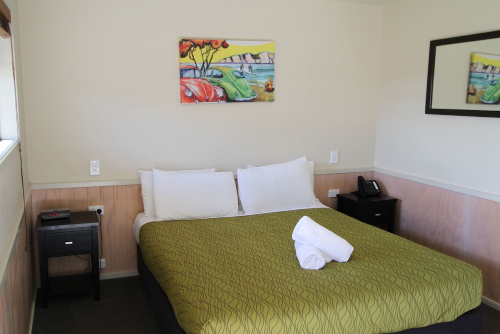 Lake Taupo TOP 10 Holiday Resort 16/78