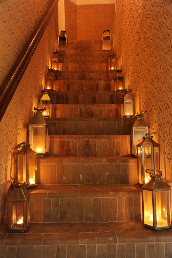 Riad Shaden 24/50