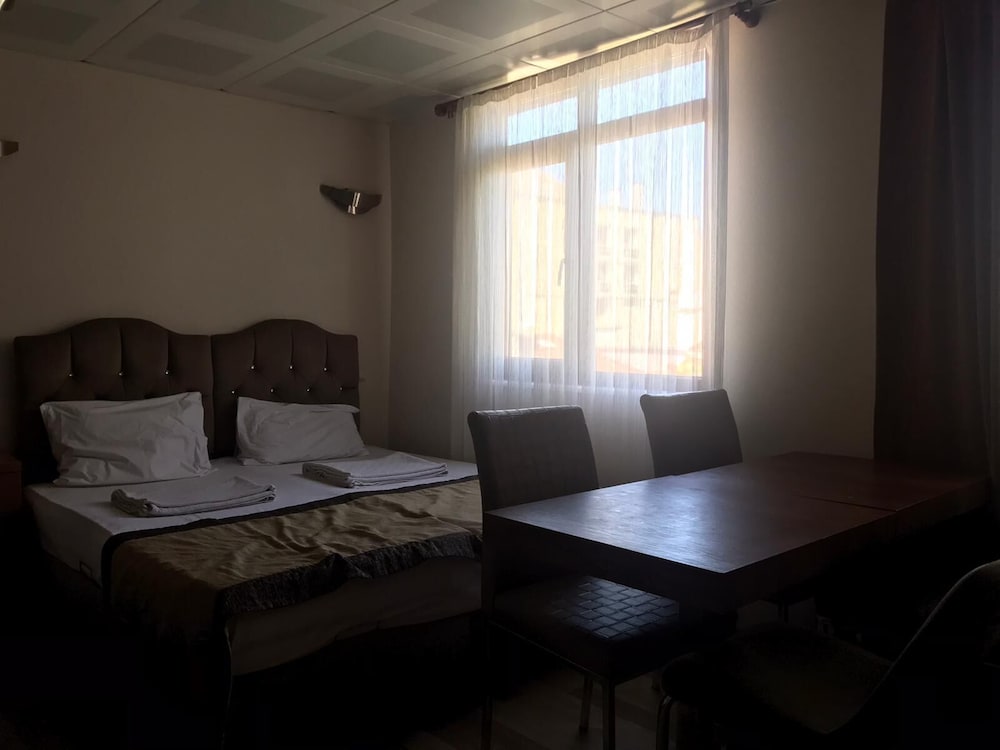 Hotel Milano 31/60