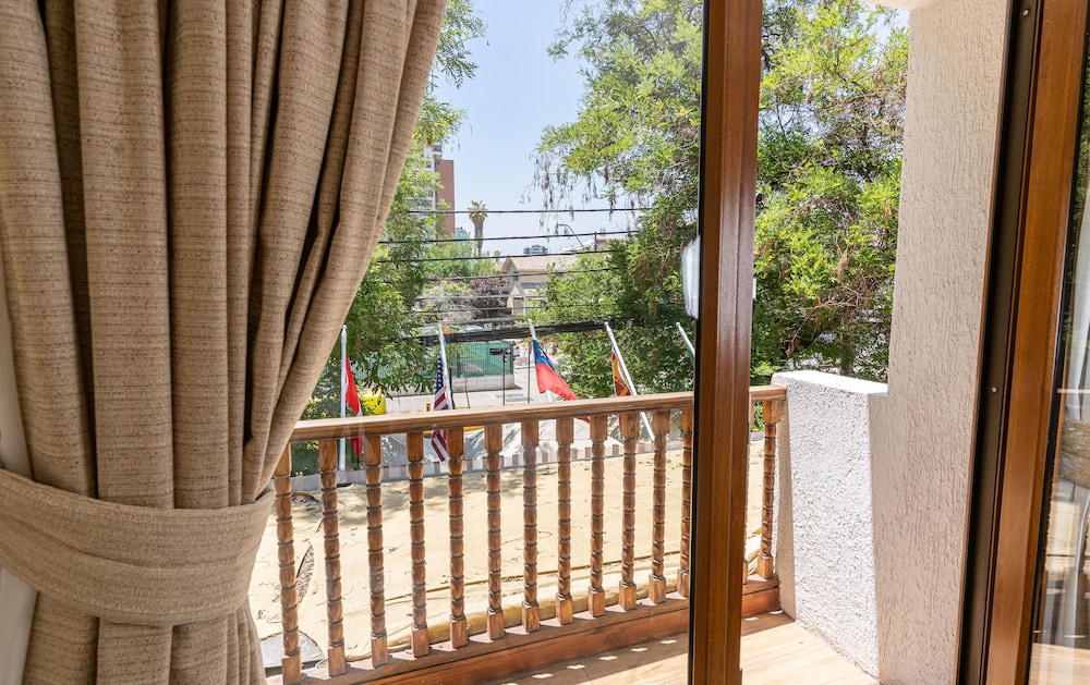 Tagle Hotel Boutique 38/64