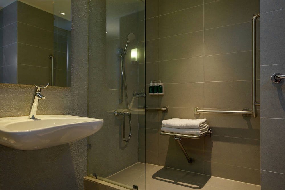 Courtyard Santiago Las Condes 10/55