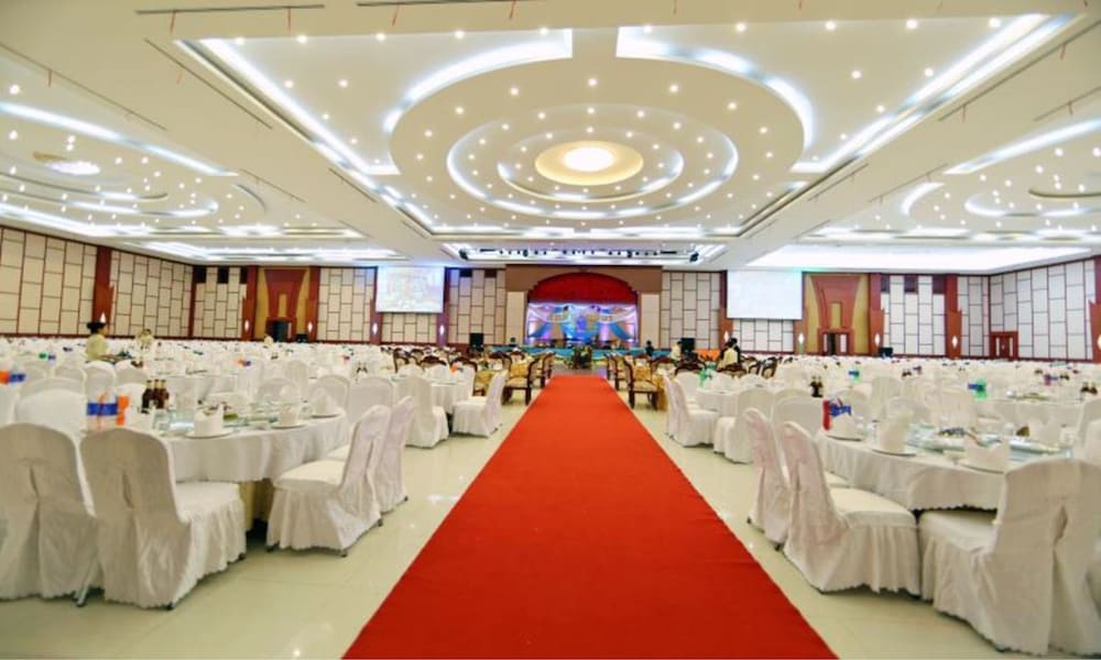 Arawan Riverside Hotel 58/65