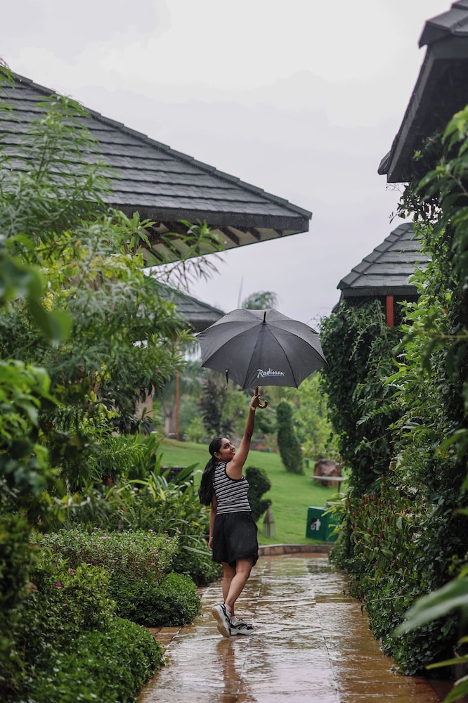 Radisson Resort Hatgad Saputara 71/74
