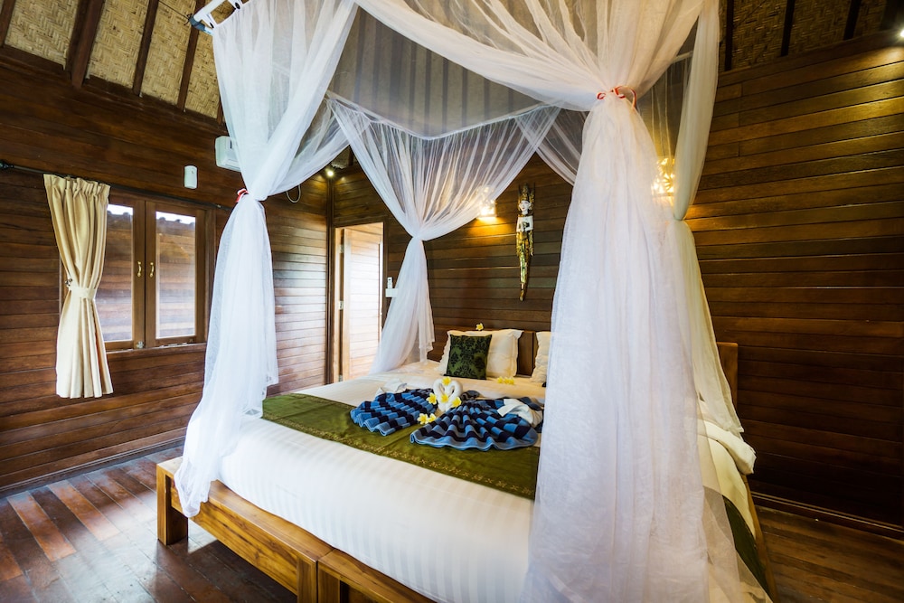 Laguna Reef Huts 19/70