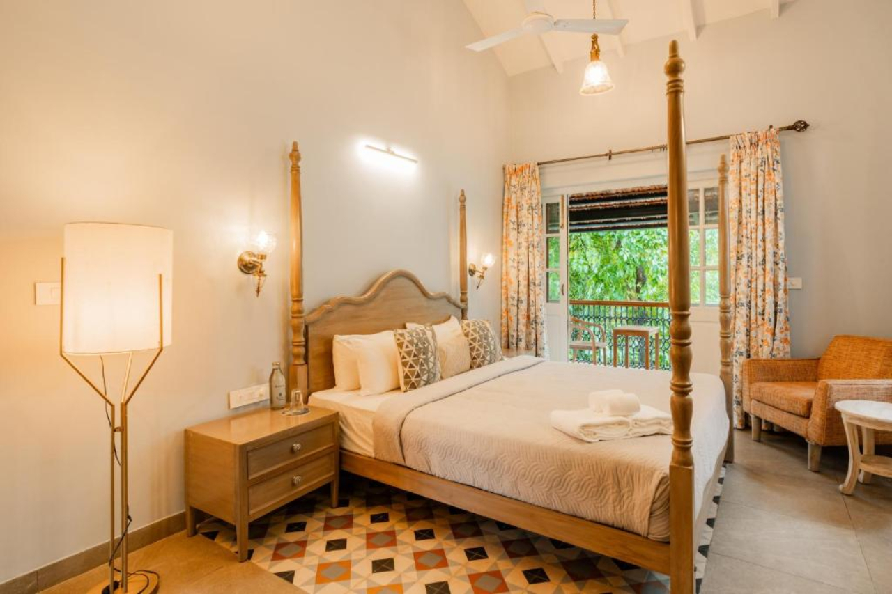 ELIVAAS Orion 3-BHK Villa With Private Pool 6/17