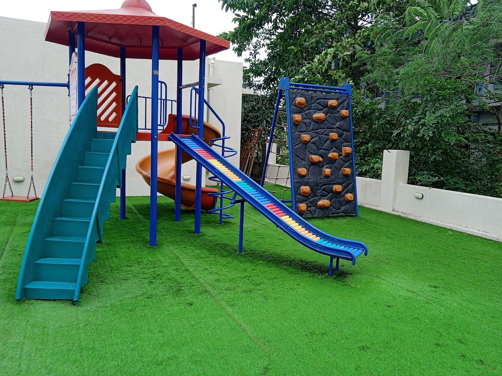 Rakabi The Fern Igatpuri 25/50