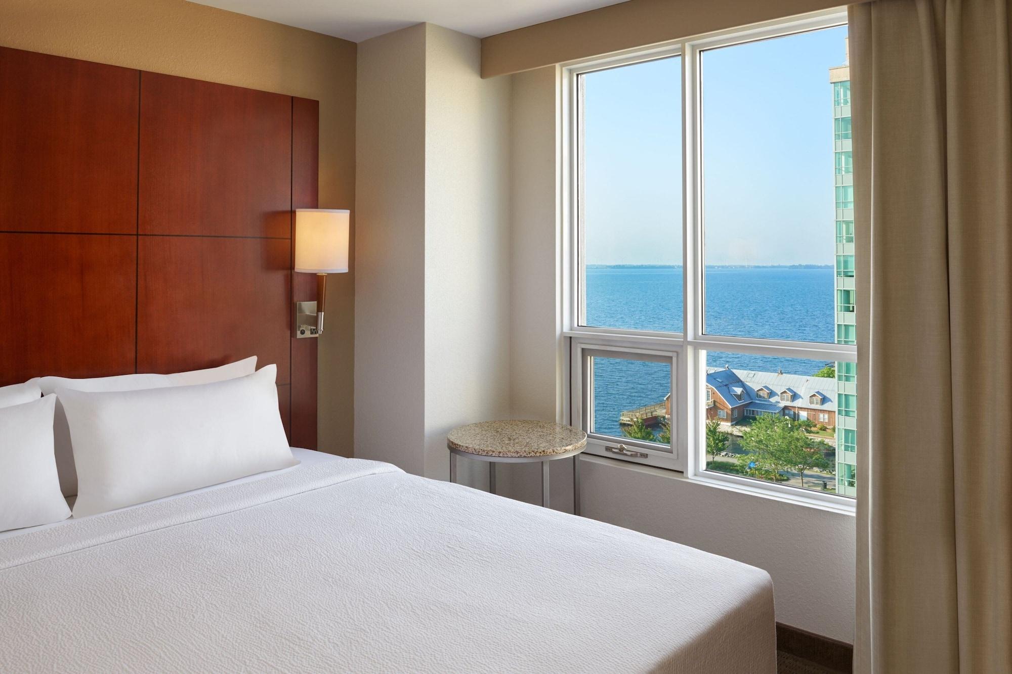 1 Bedroom, Suite, City View