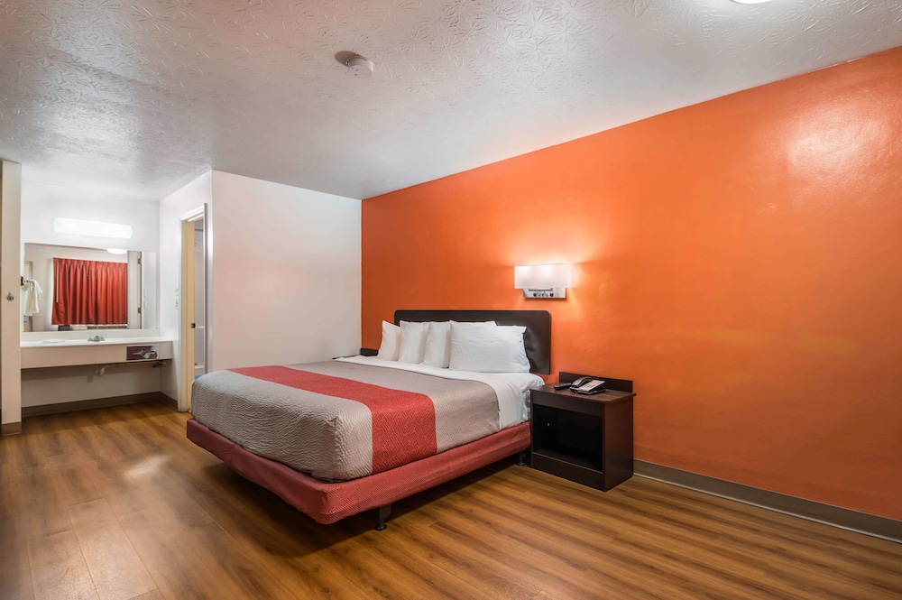 Motel6 Attalla AL 30/63