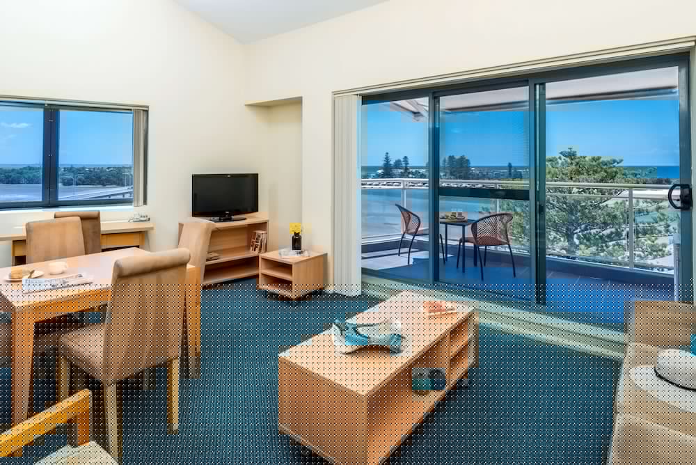 Oaks the Entrance Waterfront Suites 40/71