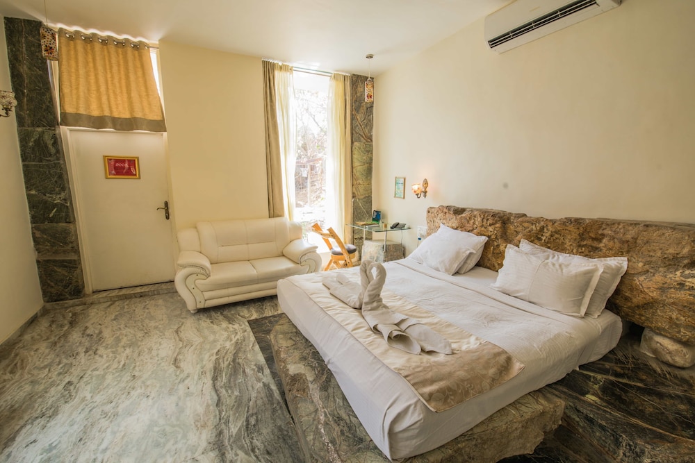 Lohagarh Fort Resort 21/91