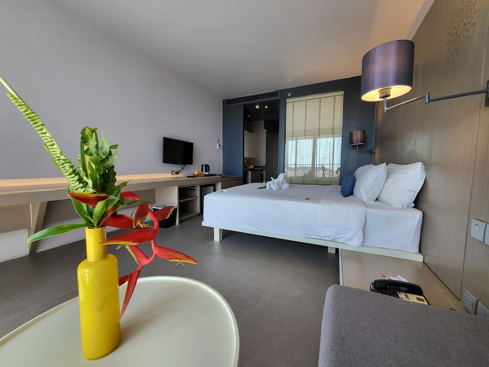The Yama Hotel Phuket 12/74