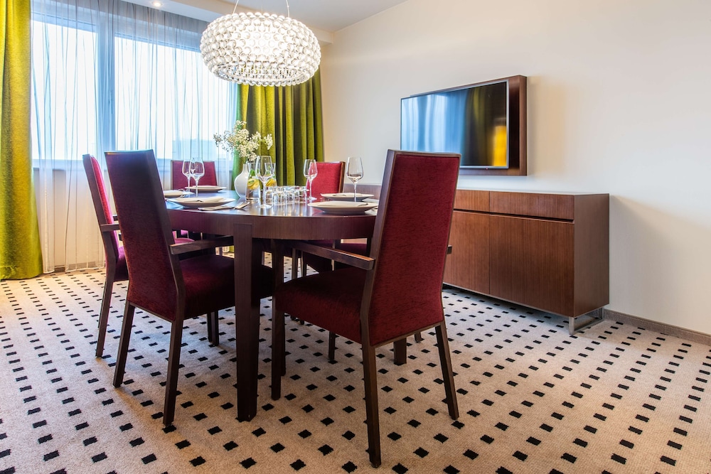 Radisson Blu Hotel, Hamburg Airport 52/66