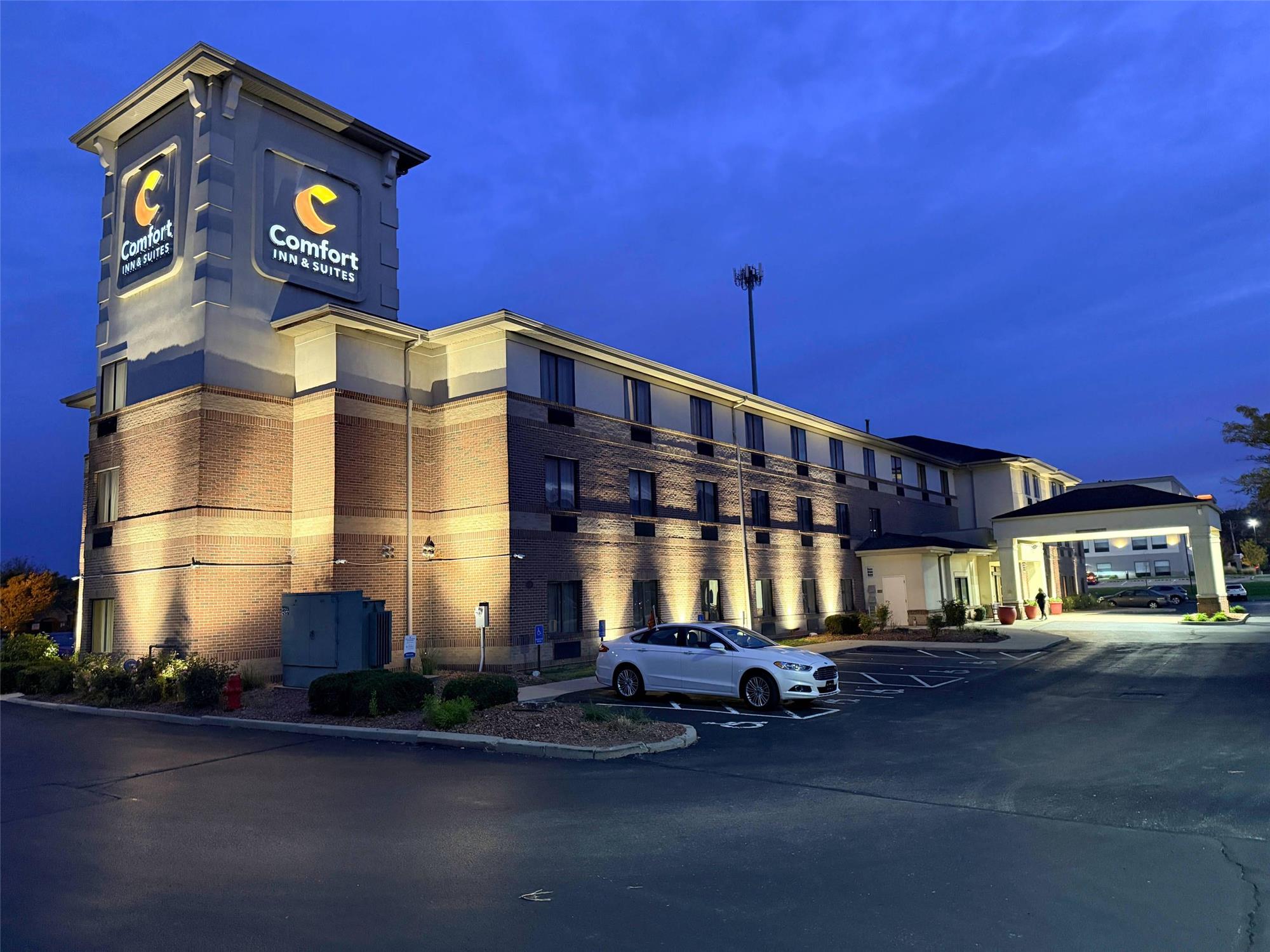 Comfort Inn And Suites West Chester 40/41