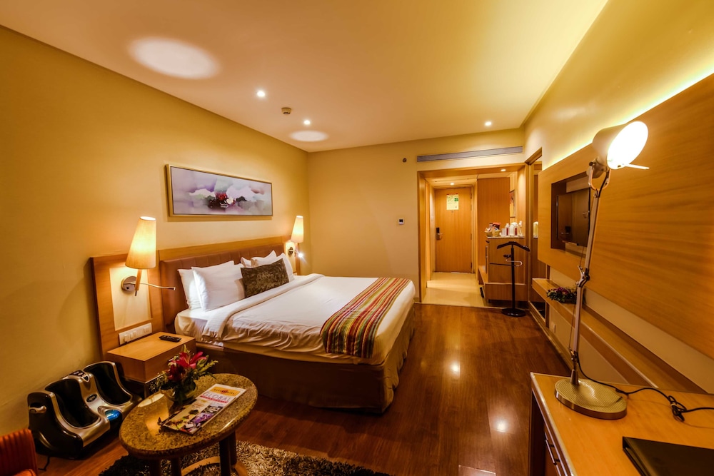 EXPRESS INN NASHIK 18/31