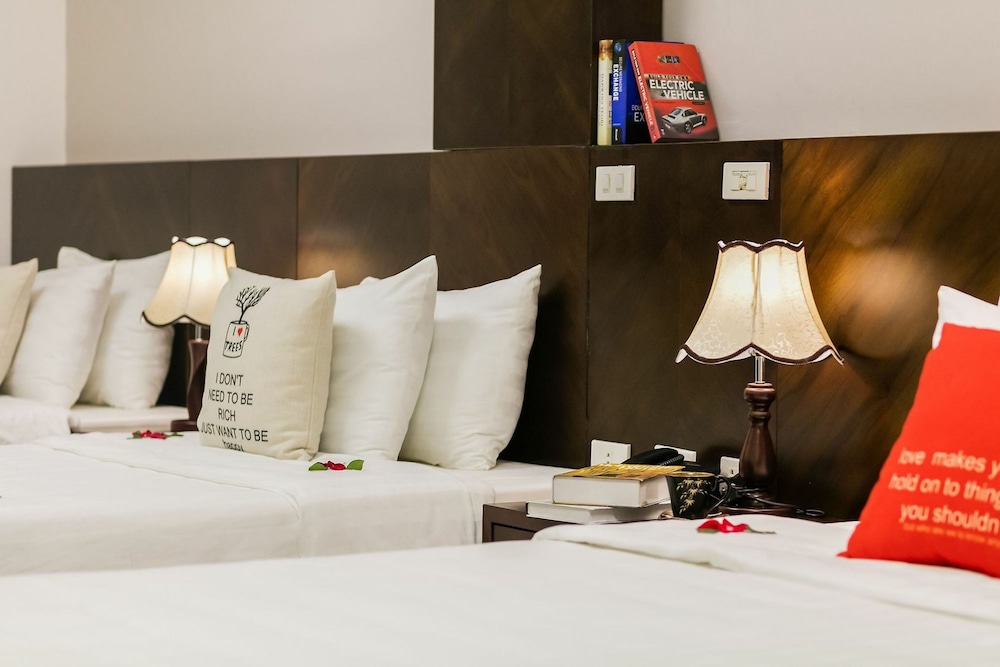 Hanoi Stella Hotel 77/100