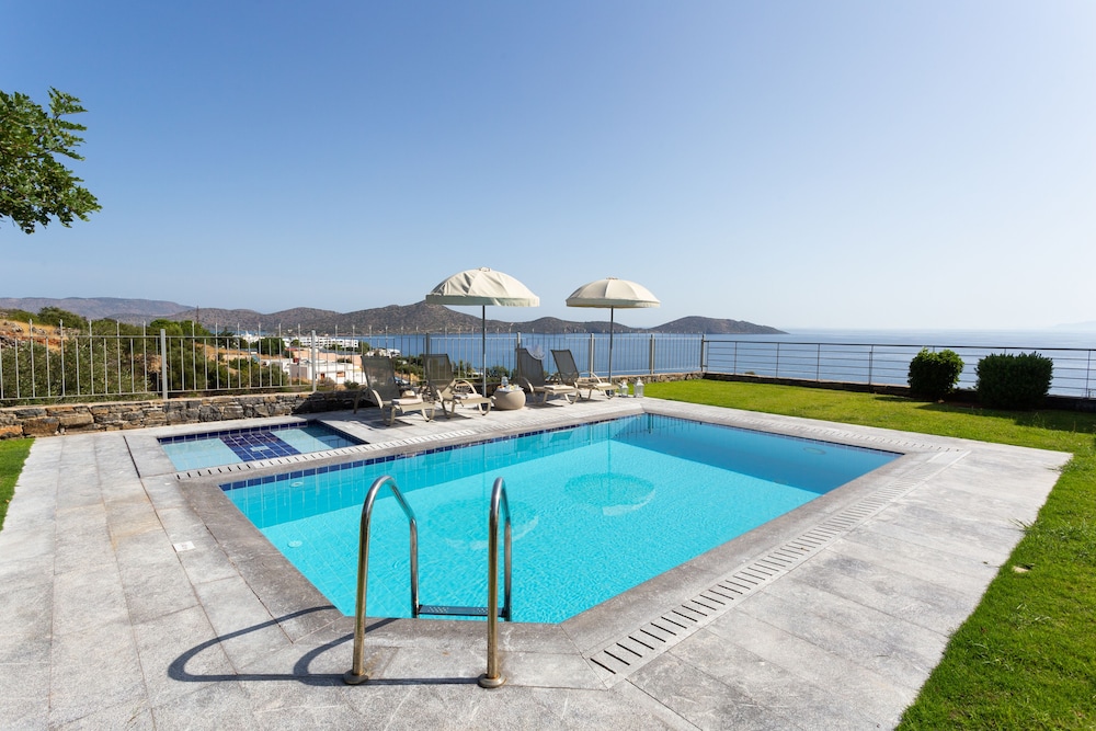 Elounda Olea Villas And Apartments 17/50
