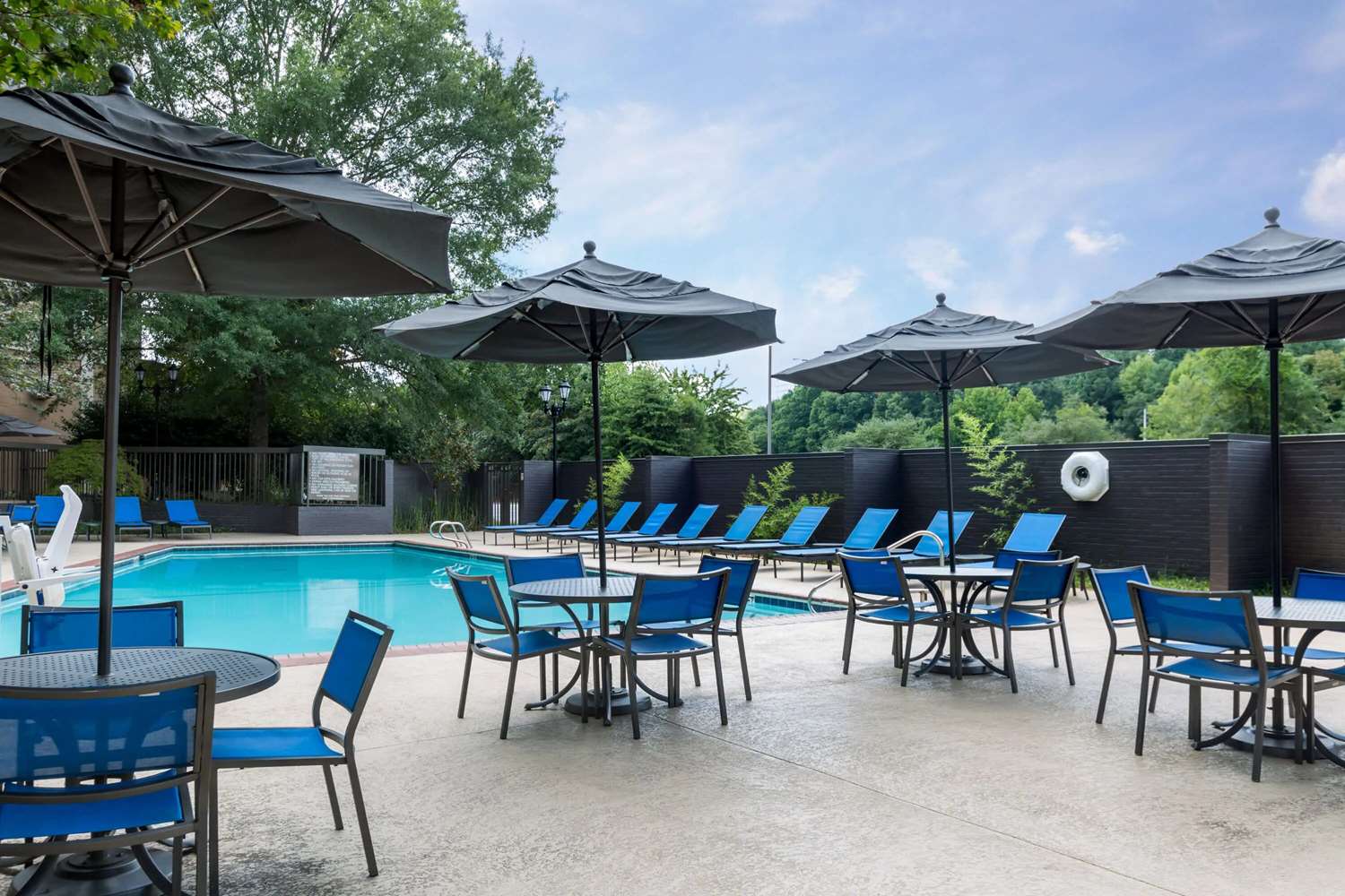 Sonesta Atlanta Northwest Galleria 33/46