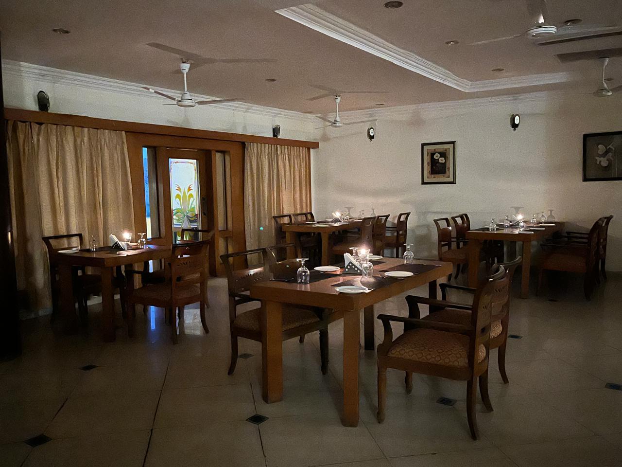 PALANPUR PALACE - MOUNT ABU 22/39