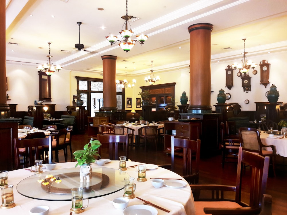 Majapahit Hotel Surabaya - MGallery Collection 32/47