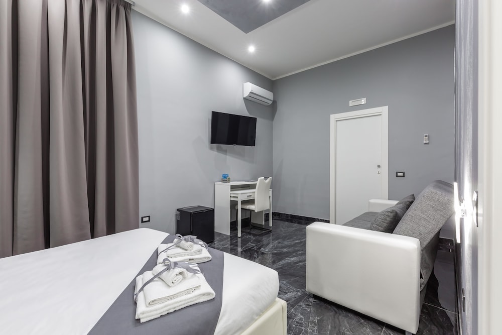Hotel Bella Napoli Suites 23/67