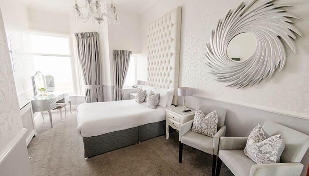 Park House Hotel 36/44