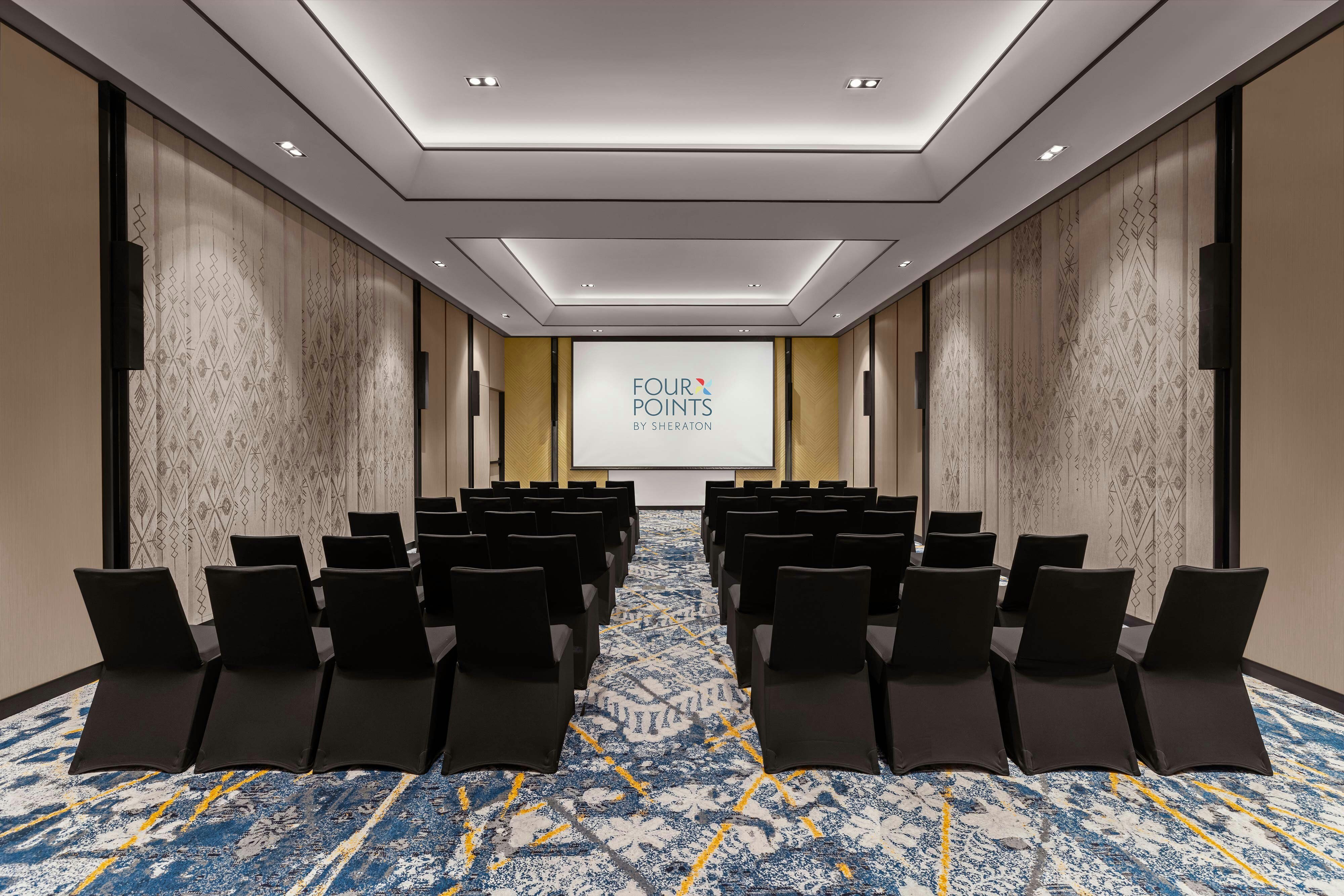 Four Points by Sheraton Phuket Patong Beach Resort 28/44