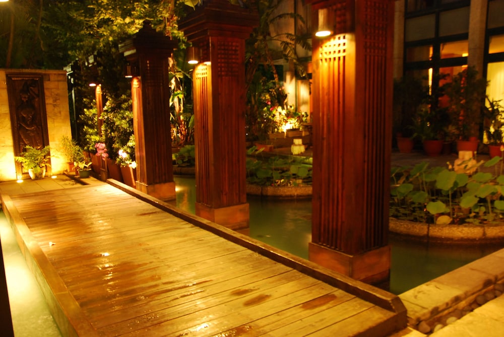 SHAN-YUE hotspring hotel 37/50