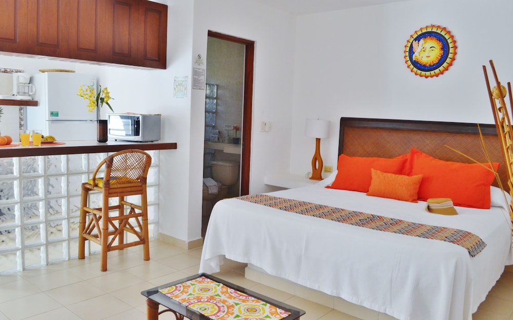 HOTEL ARRECIFES SUITES 4/67