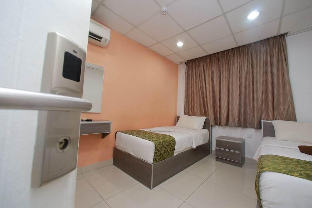LaComme Inn 45/74