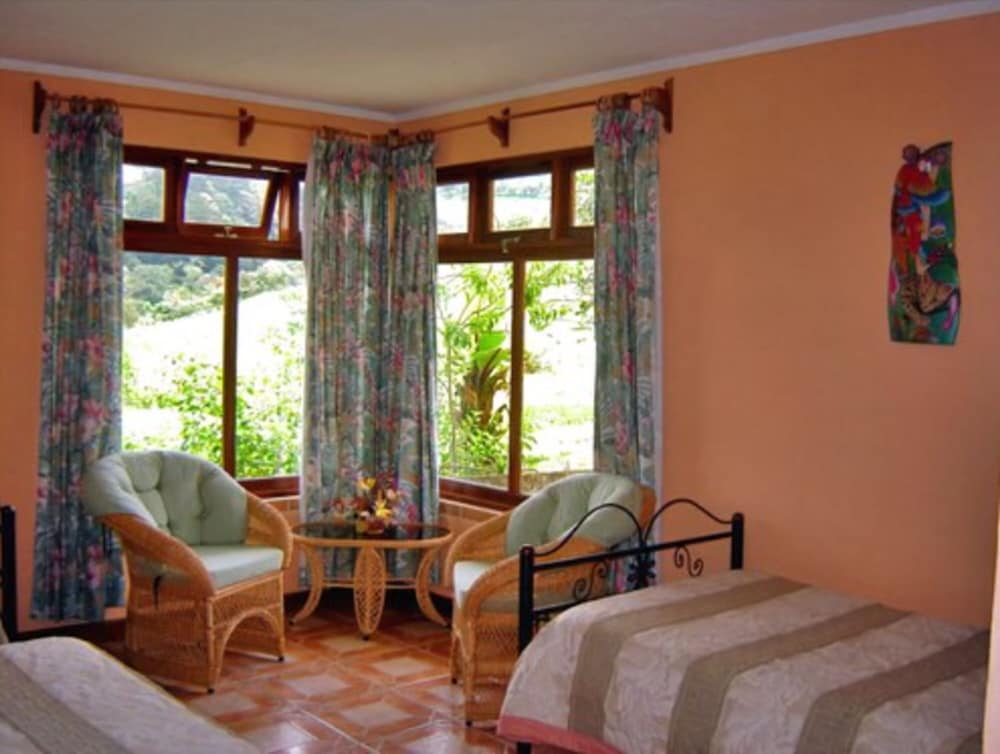 Guayabo Lodge 17/60