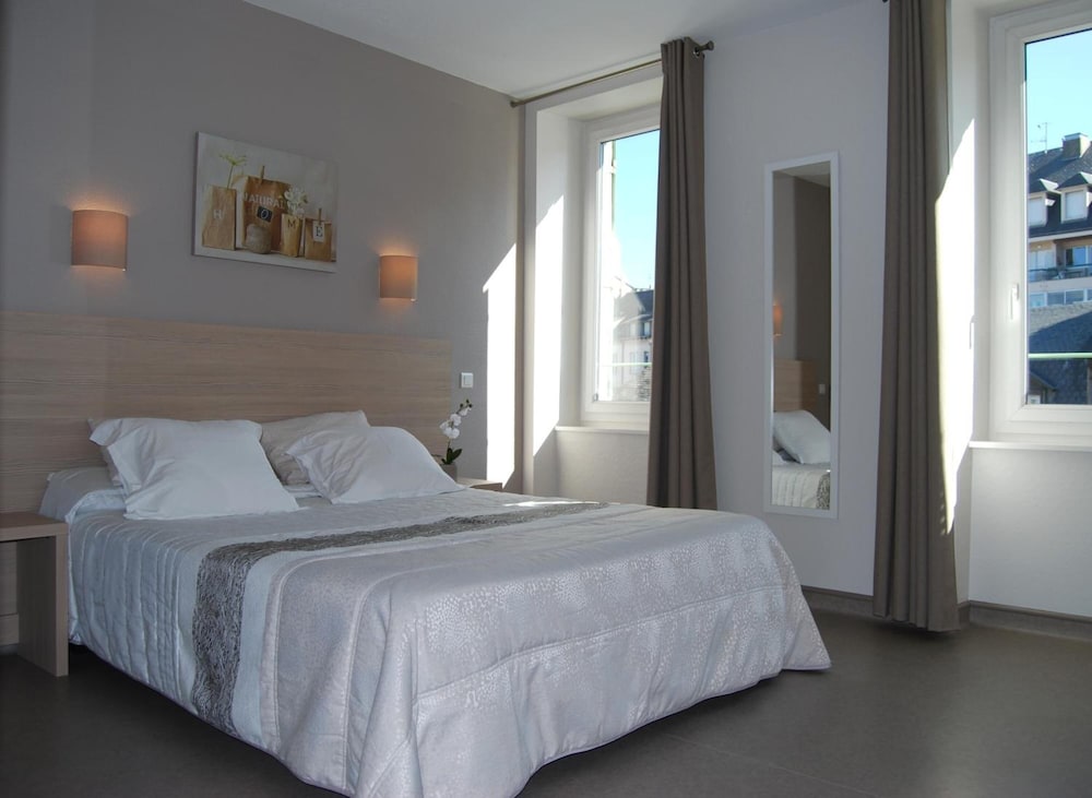 HOTEL DU MIDI 4/30